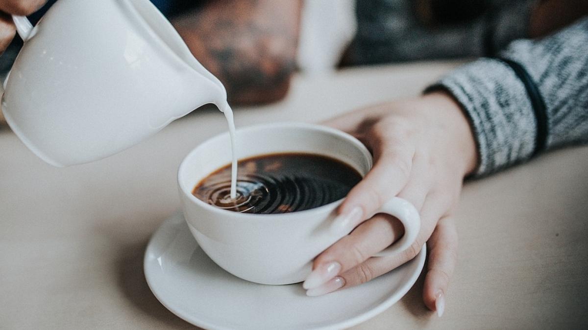 Acesta este cel mai bun moment al zilei pentru a bea cafea