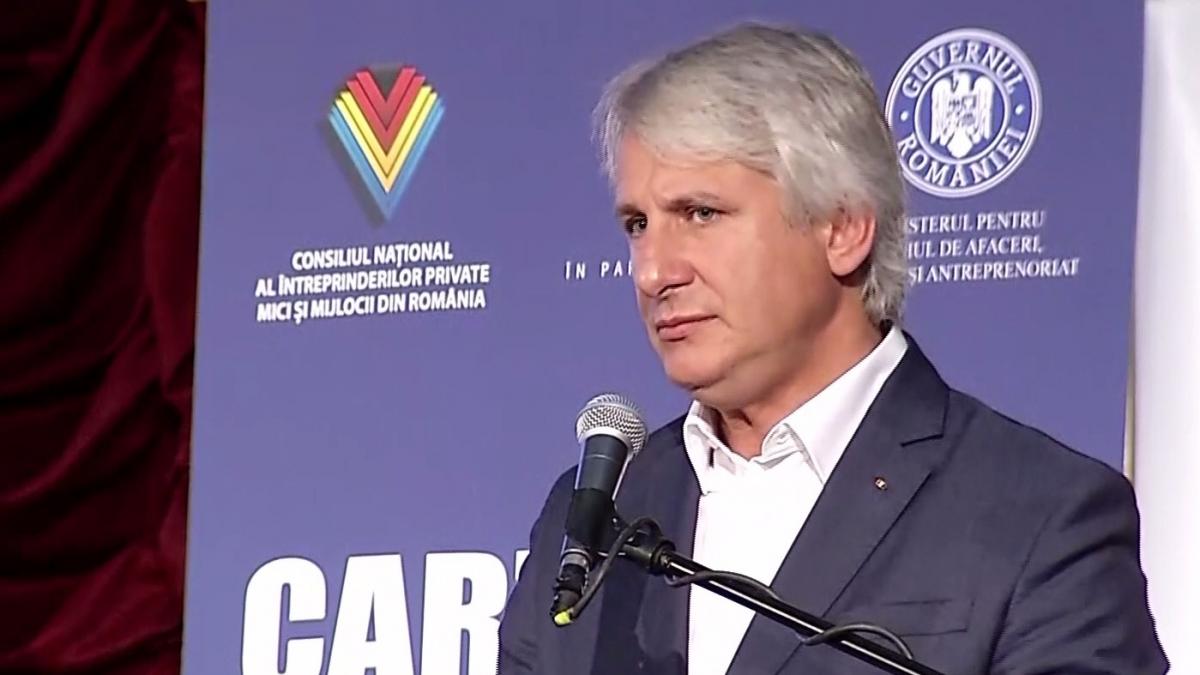 Teodorovici, despre plafonarea preţului gazelor: Este o măsură comunistă până la un punct, dar necesară întrucât nu avem concurenţă  