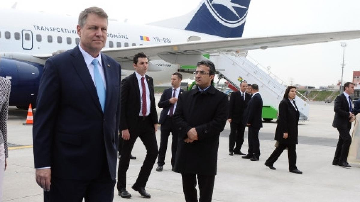 Am aflat! Unde fuge Klaus Iohannis când nu-l găsește nimeni! 