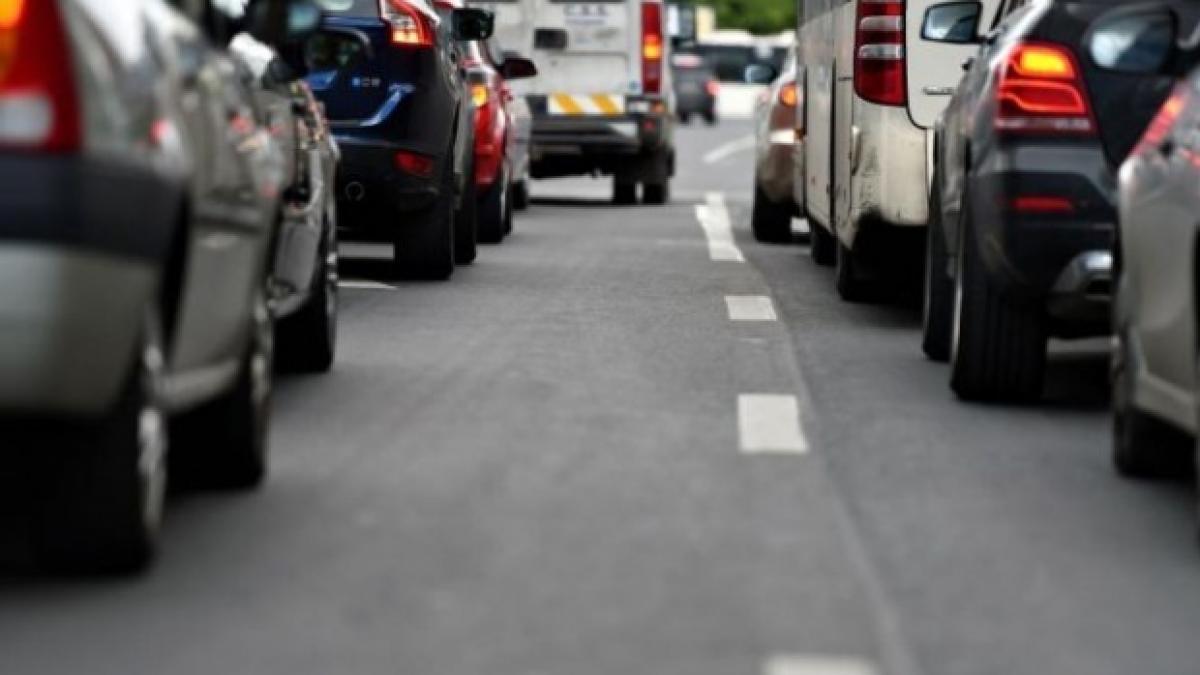 Trafic aglomerat la intrarea în Capitală, dinspre Autostrada Bucureşti-Piteşti