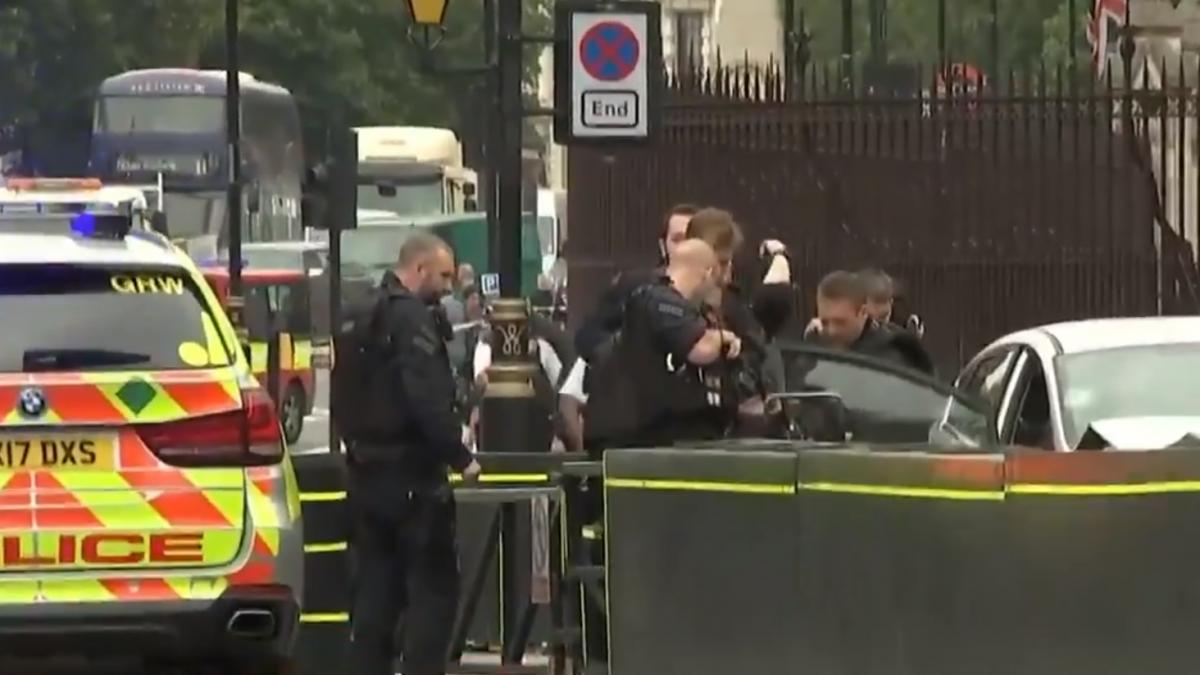 Un român de 38 de ani, autorul unui atac cu cuțitul în Londra