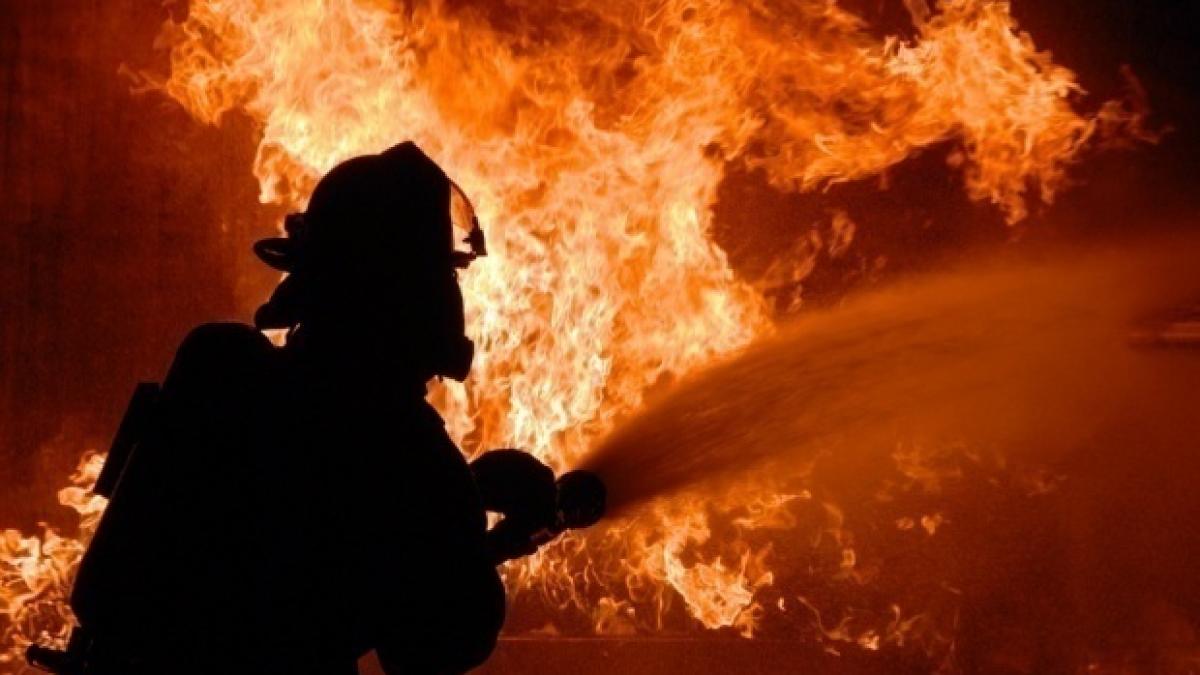 Dosar penal după incendiul din sectorul 5 al Capitalei