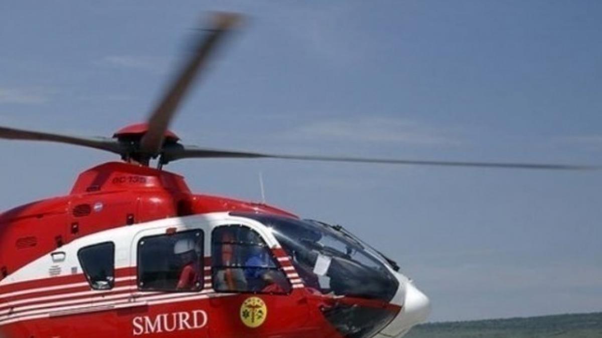 Caz șocant în Prahova. O femeie a vrut să își pună capăt zilelor și și-a dat foc. Un elicopter SMURD a intervenit de urgență