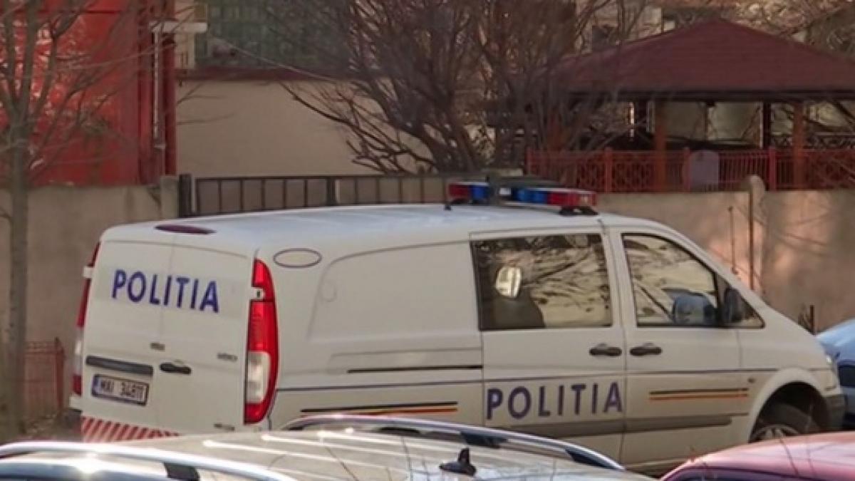 Un bărbat din Dâmbovița a fost găsit mort în casă. Victima avea o lovitură mare la cap