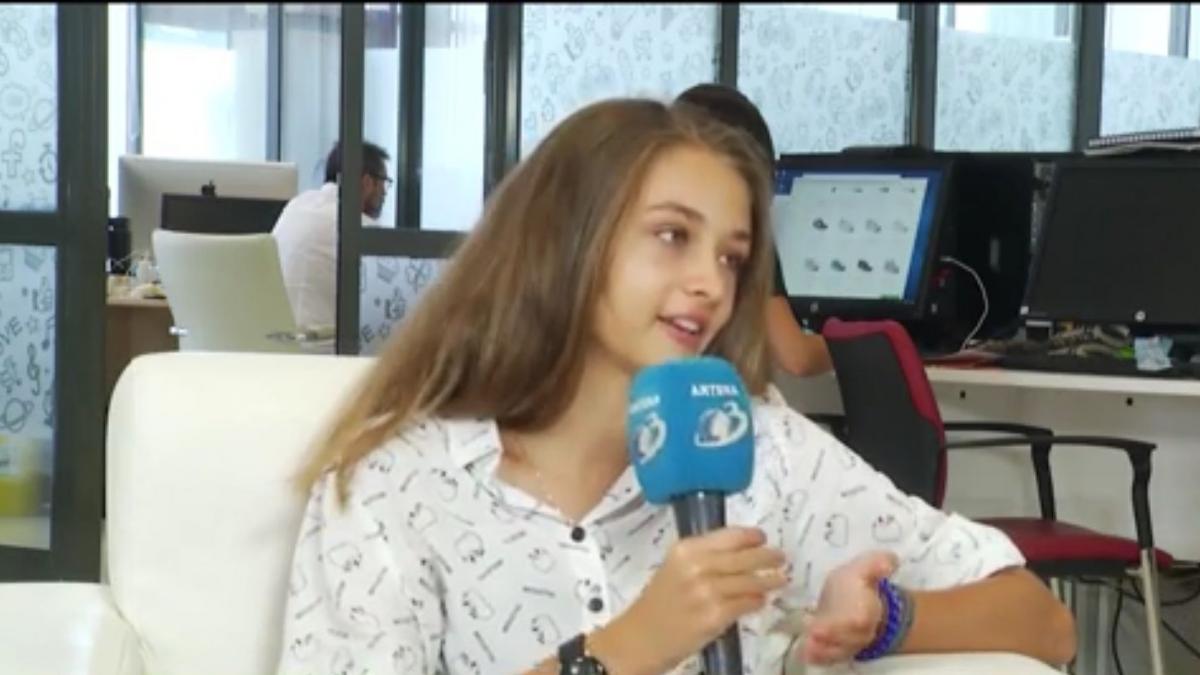 Numai de bine. Ilinca Dascălu, formator de opinie la 14 ani. Care sunt cărţile pe care le recomandă