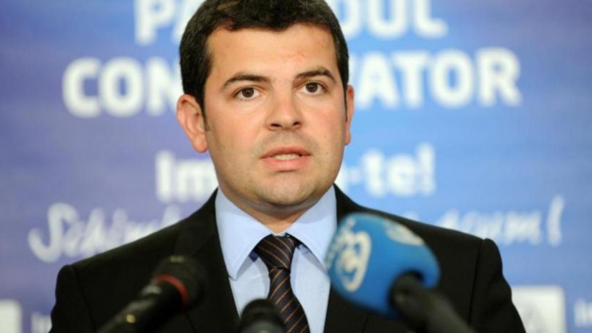 Grupul de Investigații Politice: Veniturile declarate de ministrul Daniel Constantin nu acopereau nici măcar taxele la școala privată a copiilor săi