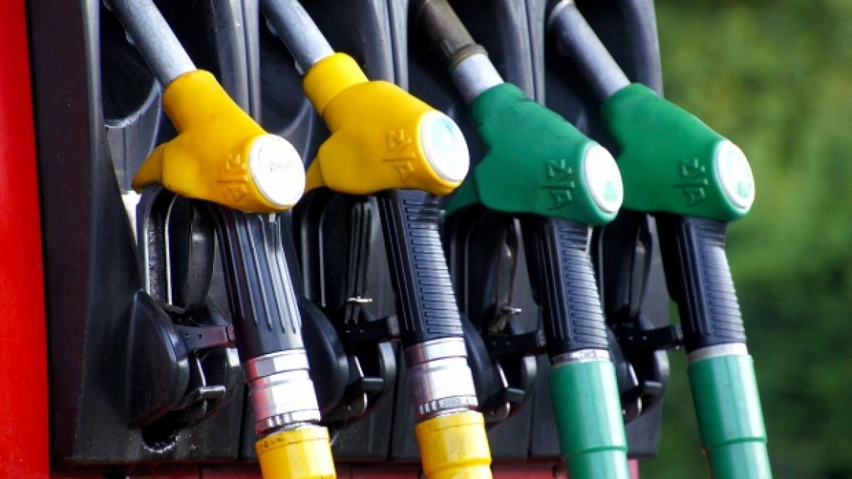 Veste bună pentru şoferi. Benzina şi motorina s-ar putea ieftini până la finalul anului