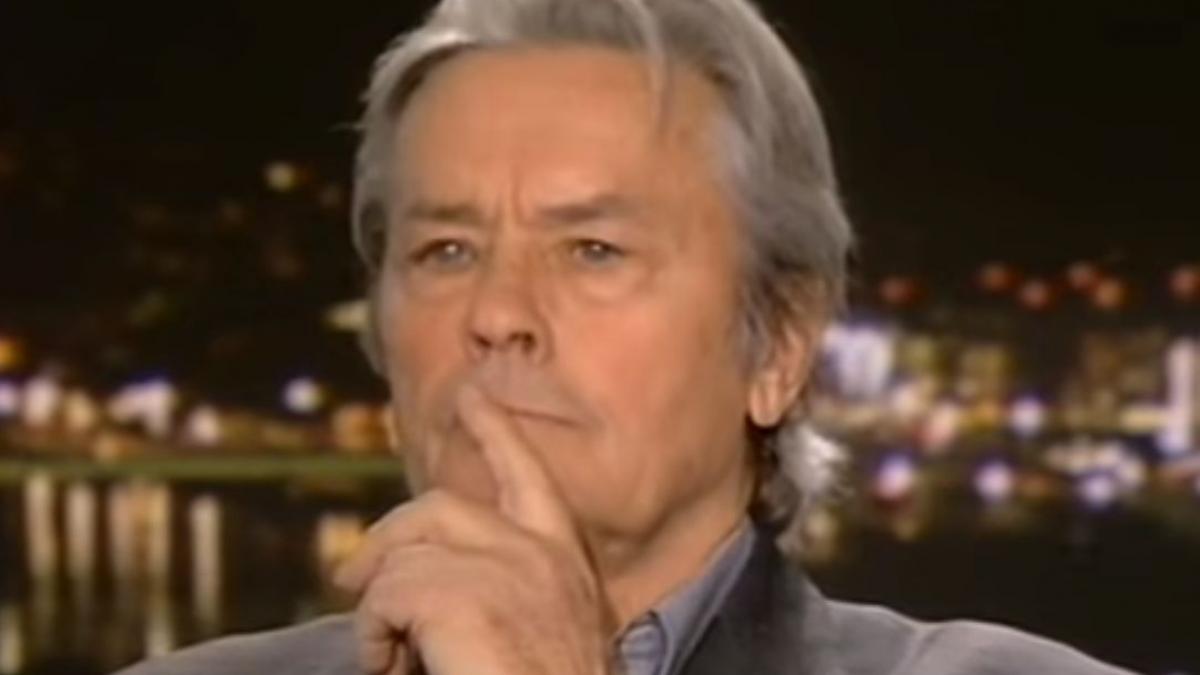 Alain Delon a reacționat la moartea lui Charles Aznavour