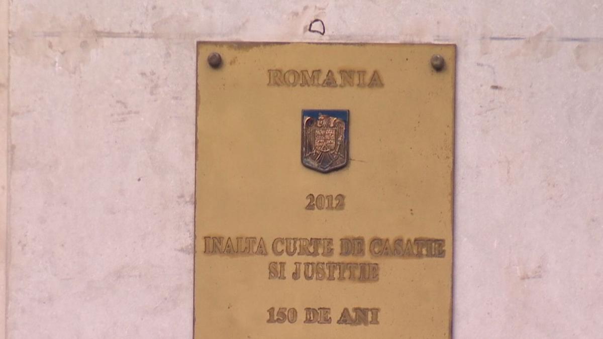 Guvernul a atacat la CCR desemnarea completelor de cinci judecători de la ÎCCJ