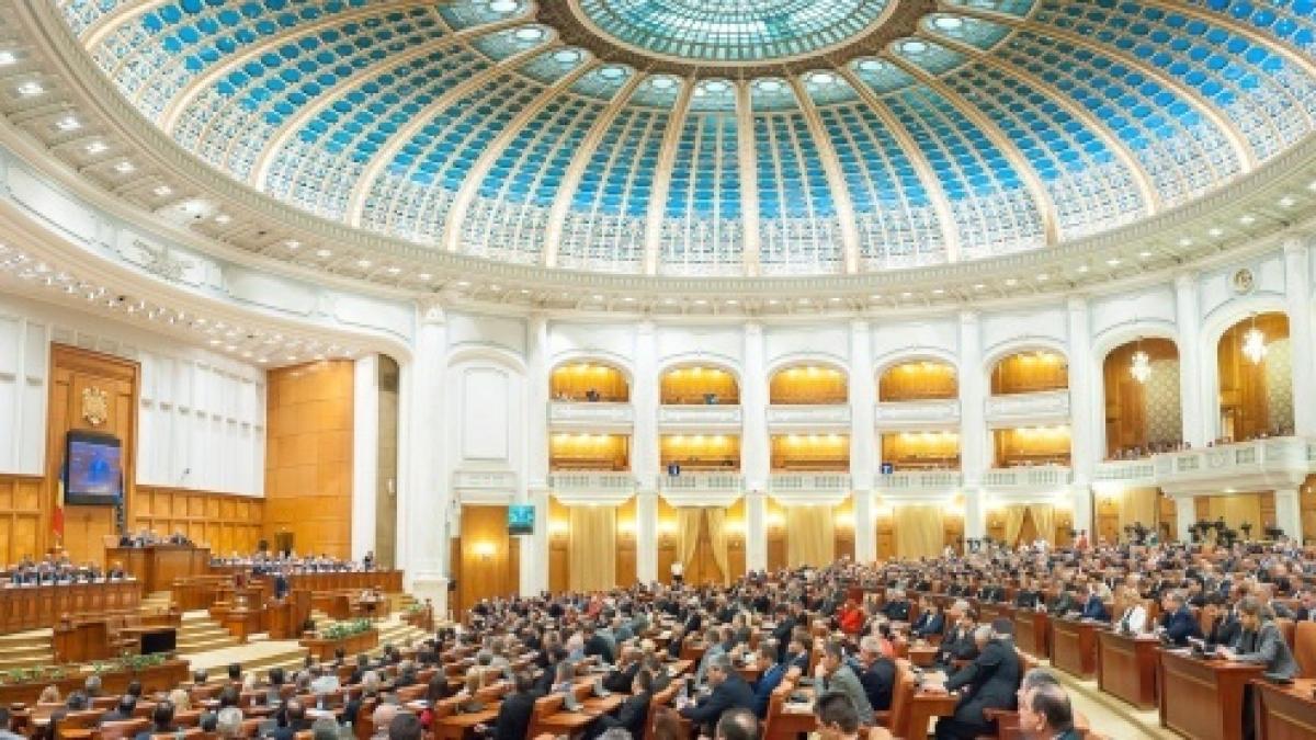 Senat: Proiectul de modificare a legii privind votul prin corespondenţă, respins 