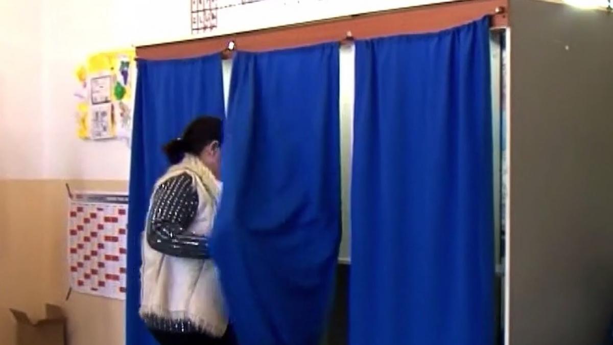 REFERENDUM FAMILIE 2018. O femeie este audiată după ce ar fi votat de 17 ori