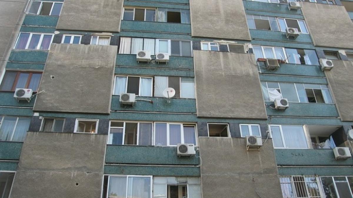 Acesta este momentul recomandat să cumpăraţi un apartament: „Preţul o să scadă cu cel puţin 25-30%“