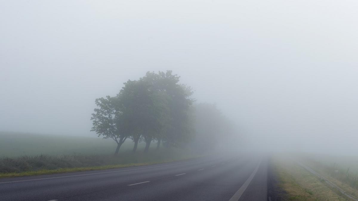 Meteorologii avertizează! Cod galben de ceață în mai multe zone din țară.Toți șoferii trebuie să aibă mare grijă