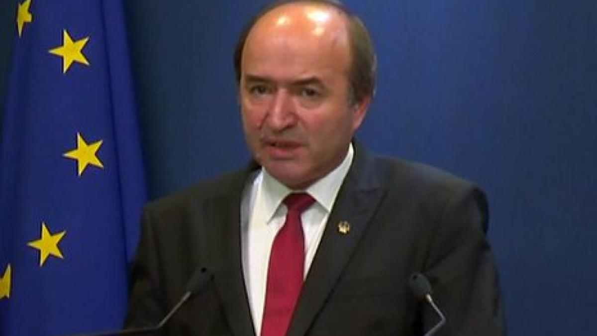 Moțiune simplă împotriva lui Tudorel Toader