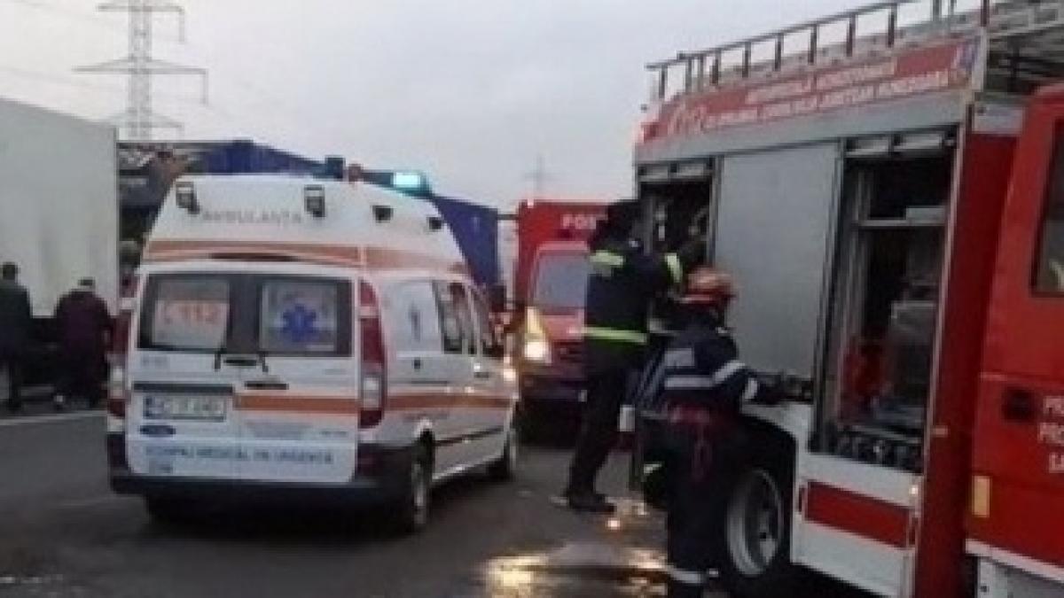 Un pieton a fost lovit mortal de o motocicletă. Accidentul s-a petrecut pe autostrada A3