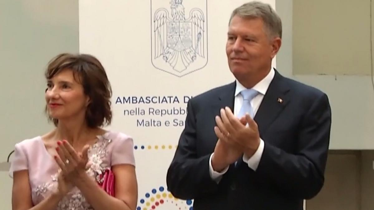 Lovitură pentru familia prezidențială! Carmen Iohannis, citată joi la Parchetul General