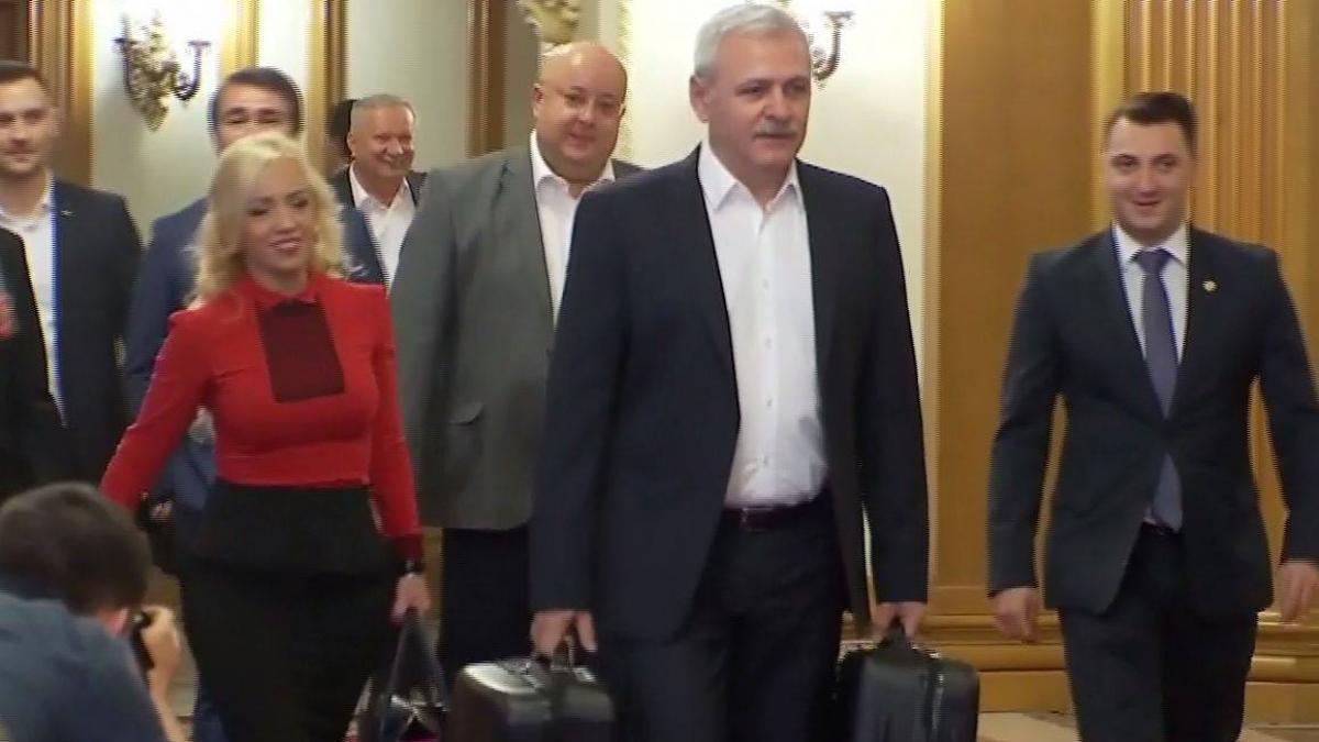 Politikix. Dragnea joacă în filmul ”O valiză pierdută”