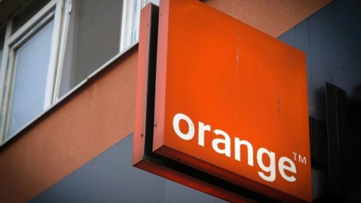 ORANGE, amendă uriașă de la Consiliul Concurenței. Compania spune că a împiedicat înșelătorii prin SMS