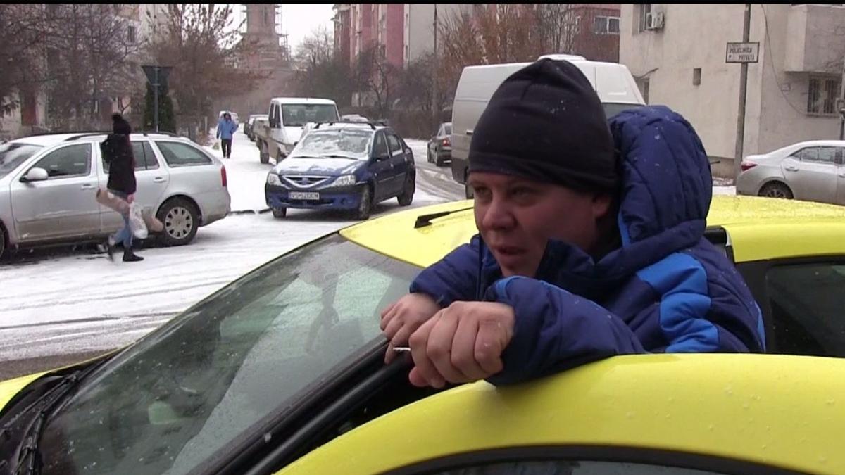 Un taximetrist din Vaslui susţine că i s-a pus pistolul la cap, în trafic: ''Am început să tremur, nu am mai putut să vorbesc''