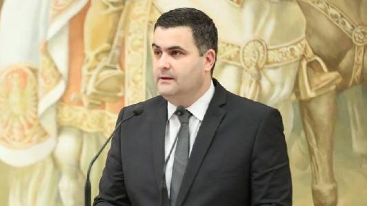 Ministrul Apărării, despre achiziţiile militare: Nu am avut niciodată divergenţe pe înzestrare. Stau extrem de liniştit