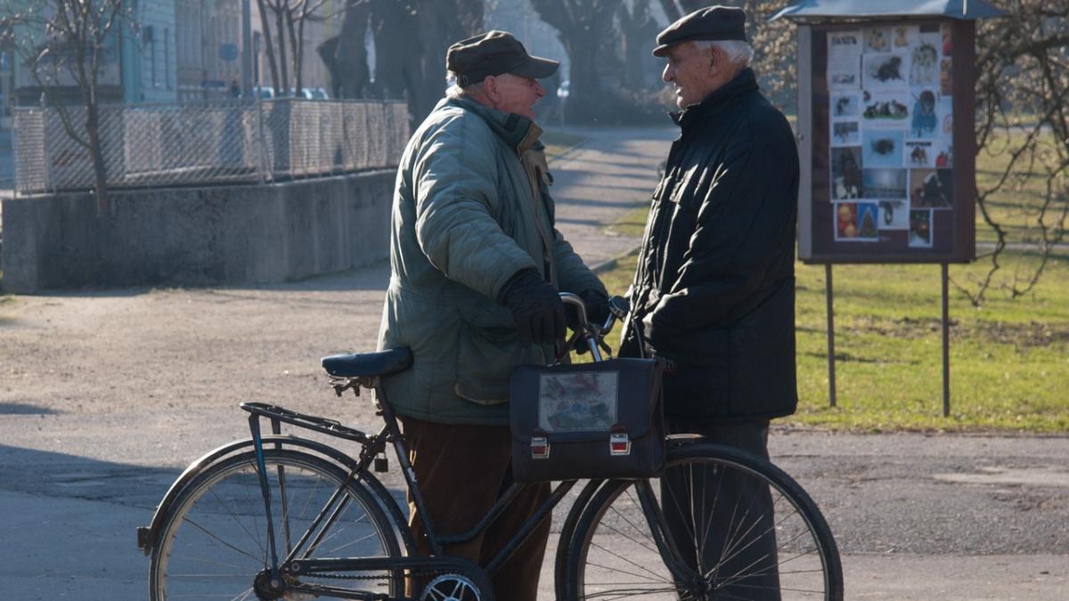 Veste proastă pentru unii pensionari! Îşi pot pierde dreptul la pensie. Ce categorii sunt vizate 