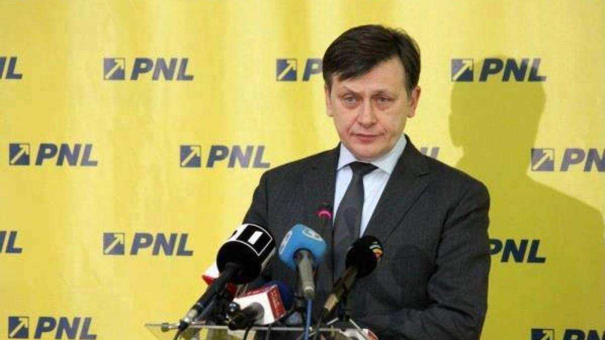 Antonescu, despre candidatura sa la europarlamentare: Nu știu dacă sunt pe liste.  Eu nu am solicitat partidului sau cuiva să mi se acorde o poziție la aceste alegeri