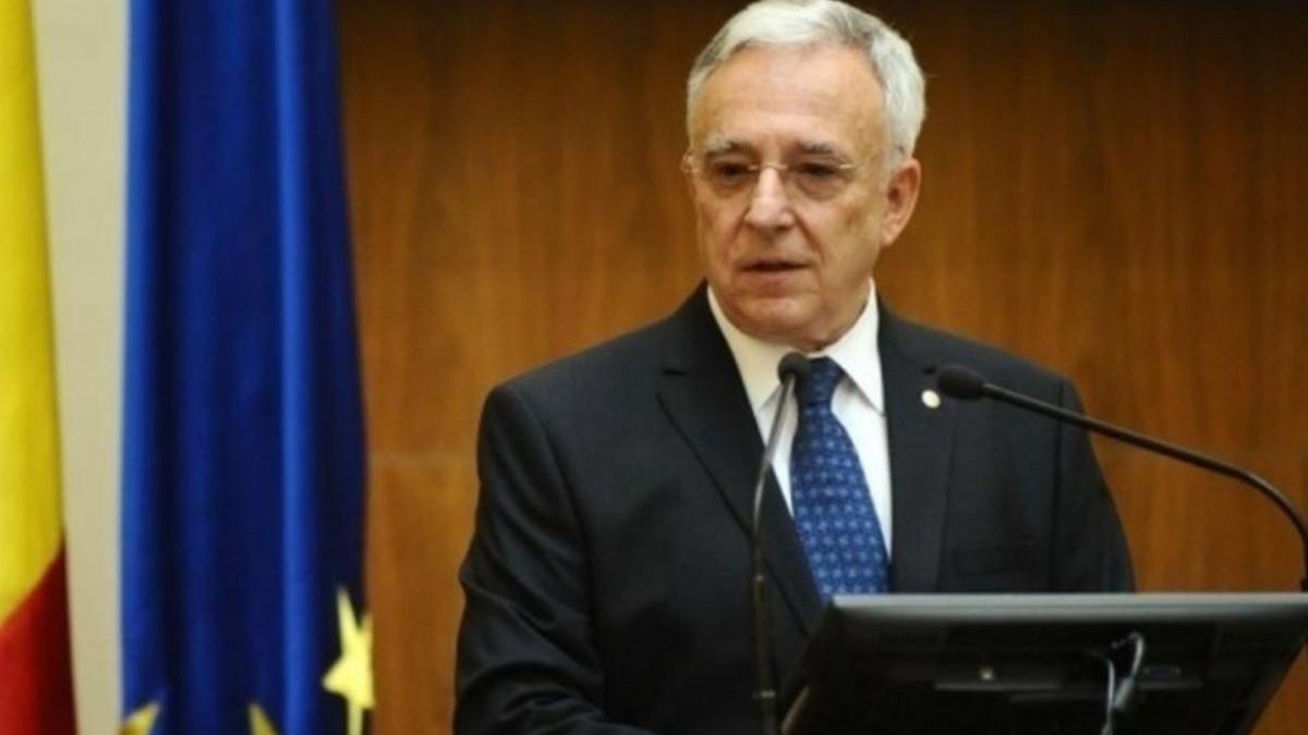 Isărescu: Un consiliu monetar în cazul României probabil că ar necesita un curs de 7 - 8 lei, pe puţin