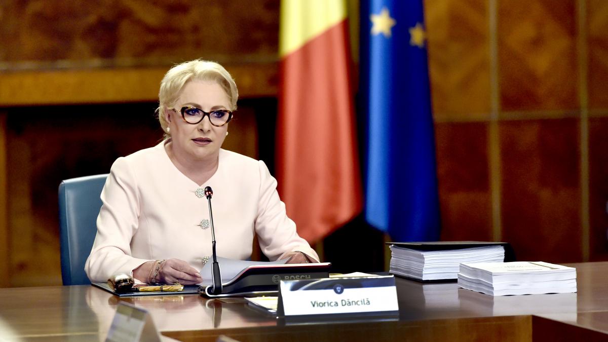 Surse: Viorica Dăncilă l-a sunat pe Klaus Iohannis