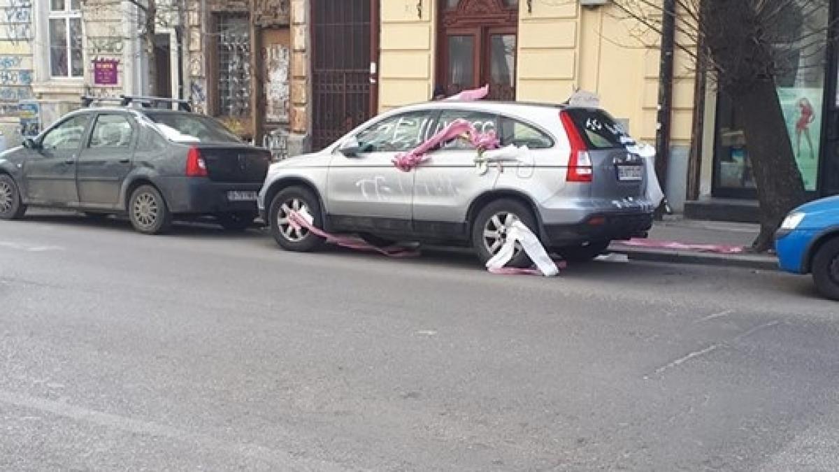 A fost înșelată de iubit, așa că bucureșteanca a decis să se răzbune pe el. Reacția femeii a devenit virală pe internet (FOTO) 