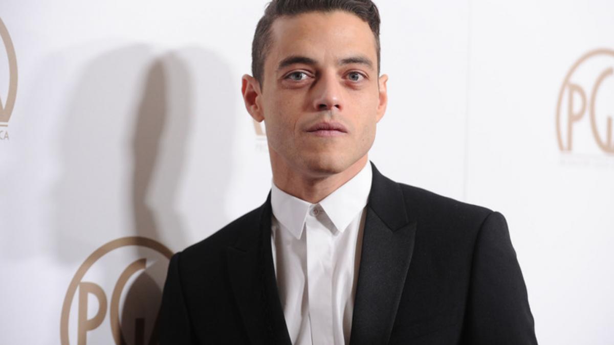 Oscar 2019. Rami Malek, protagonistul din "Bohemian Rhapsody", a căzut de pe scenă după ce și-a ridicat trofeul 