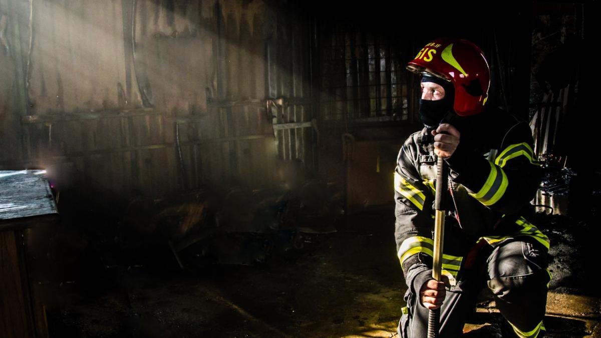 Au dat foc unor miriști în apropiere de Botoșani și a atunci s-a declanșat urgia. Au ars cu zecile. Localnicii au rămas fără cuvinte