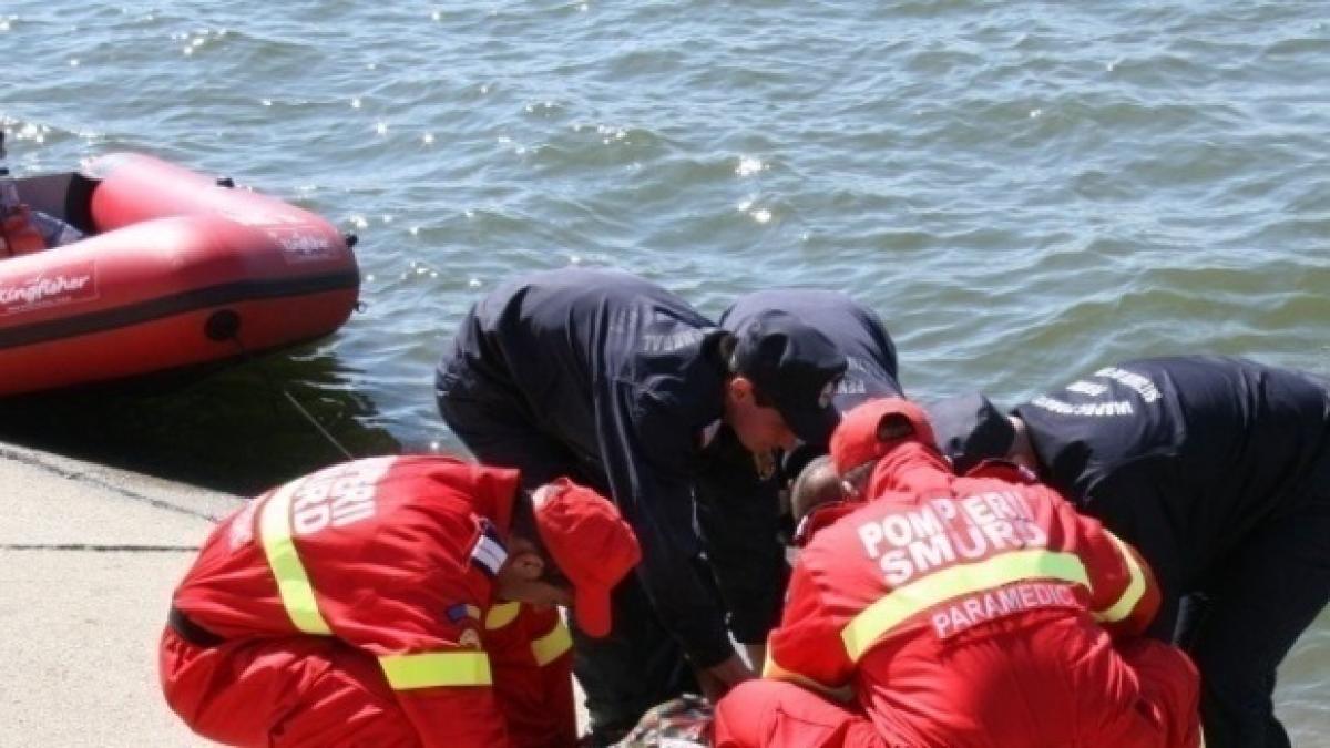 Un cadavru, descoperit în Canalul Dunăre Marea – Neagră