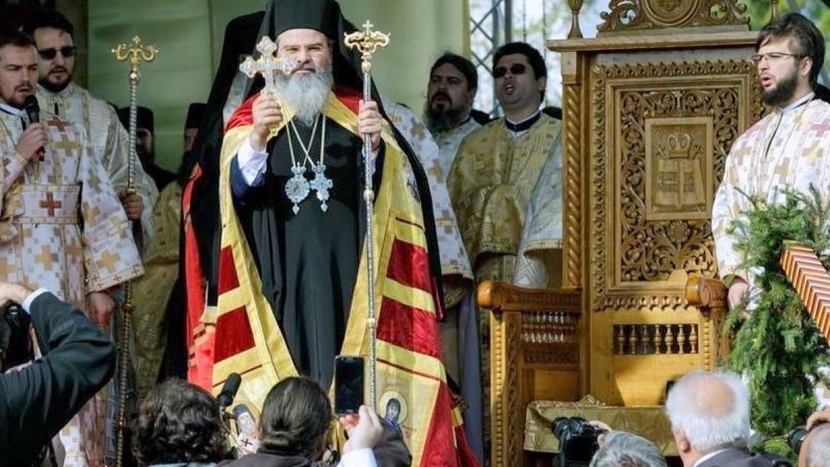 ”Totalitarismul progresiștilor”, criticat de Episcopul Hușilor