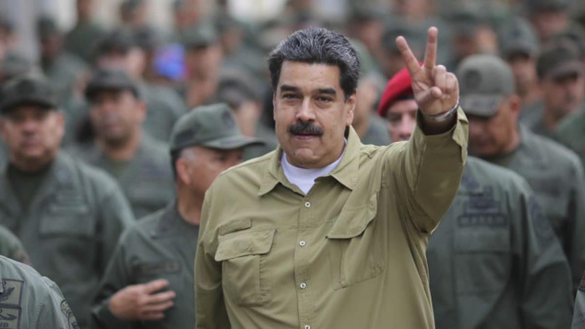 Venezuela, în pragul războiului civil. Un colonel, susținător al lui Maduro, a fost împușcat