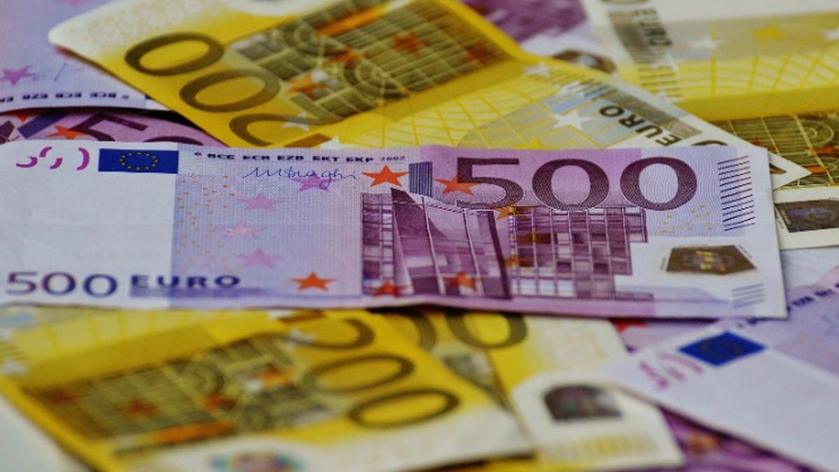 Miniştrii de Finanţe din UE nu au ajuns la un acord cu privire la principalele linii ale unui buget al zonei euro