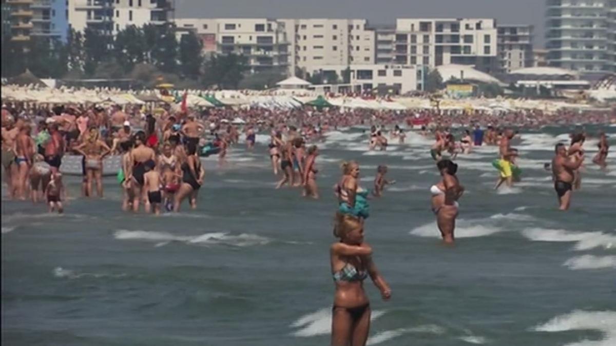 Cât costă cazarea într-un weekend la mare alături de copii - VIDEO