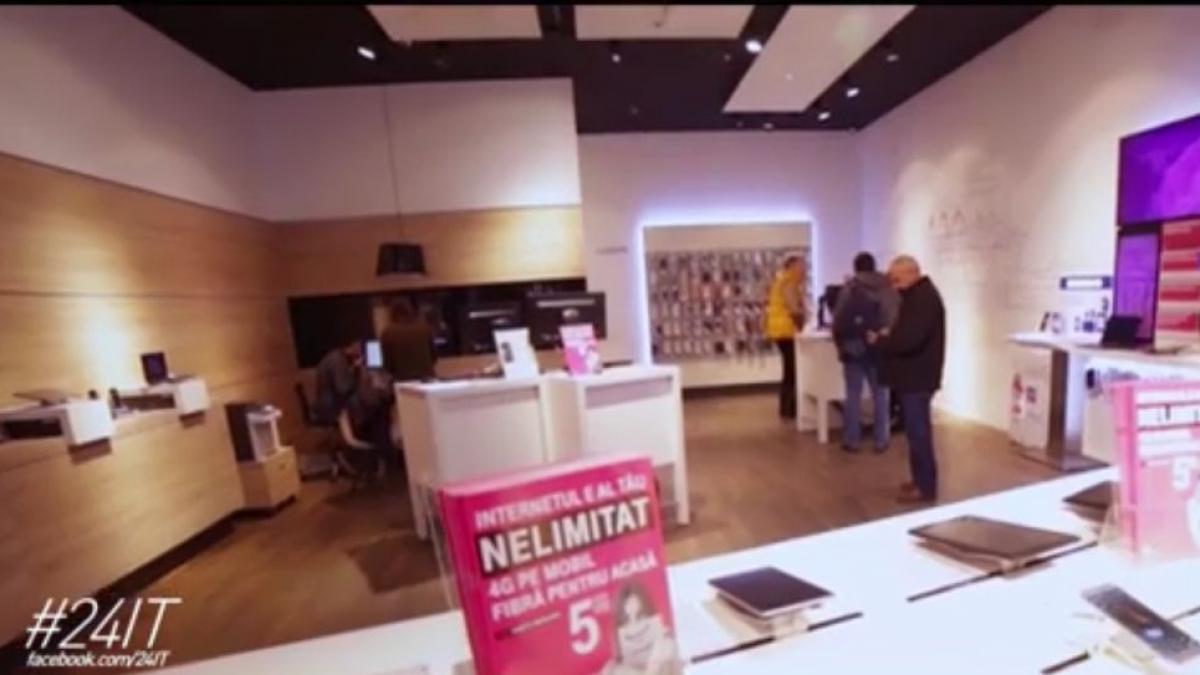 Telekom şi Blue Air au lansat o campanie inedită. Iei un telefon, primeşti voucher de vacanţă