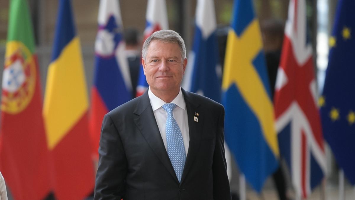 Klaus  Iohannis va primi Medalia de Onoare a FDGR, la Sibiu