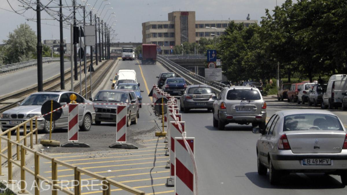 Nebunie în trafic. Podul Grant, închis pe un sens