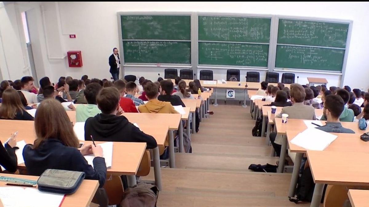 Guvern vs. studenţi, negocieri fără rezultat. Reacţia lui Eugen Teodorovici - VIDEO