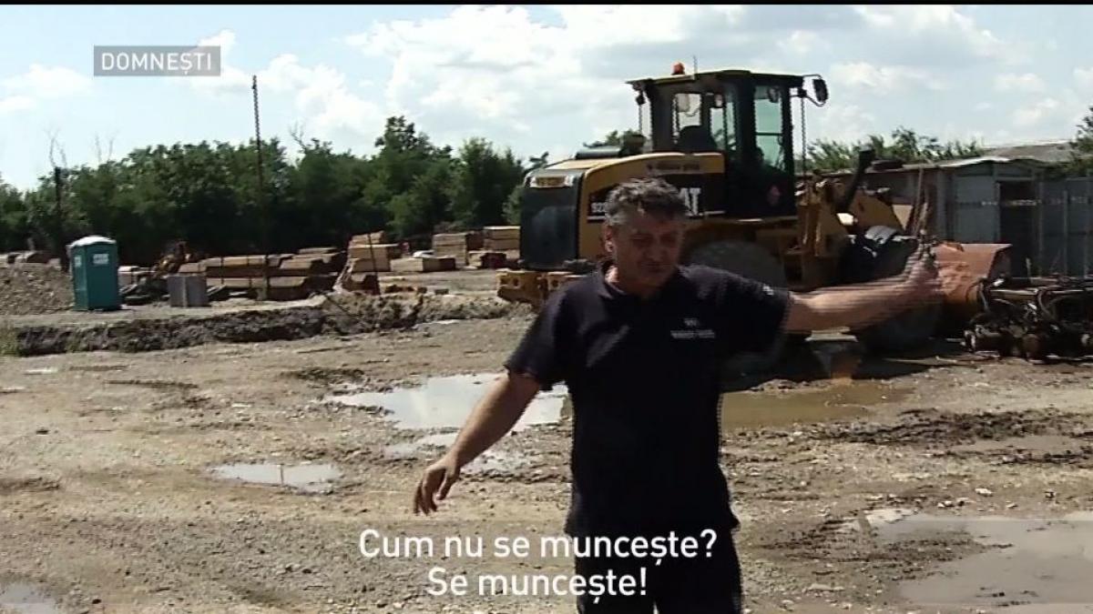 Şantiere fără muncitori şi fără bani. Cum se munceşte la pasajul de la Domneşti - VIDEO