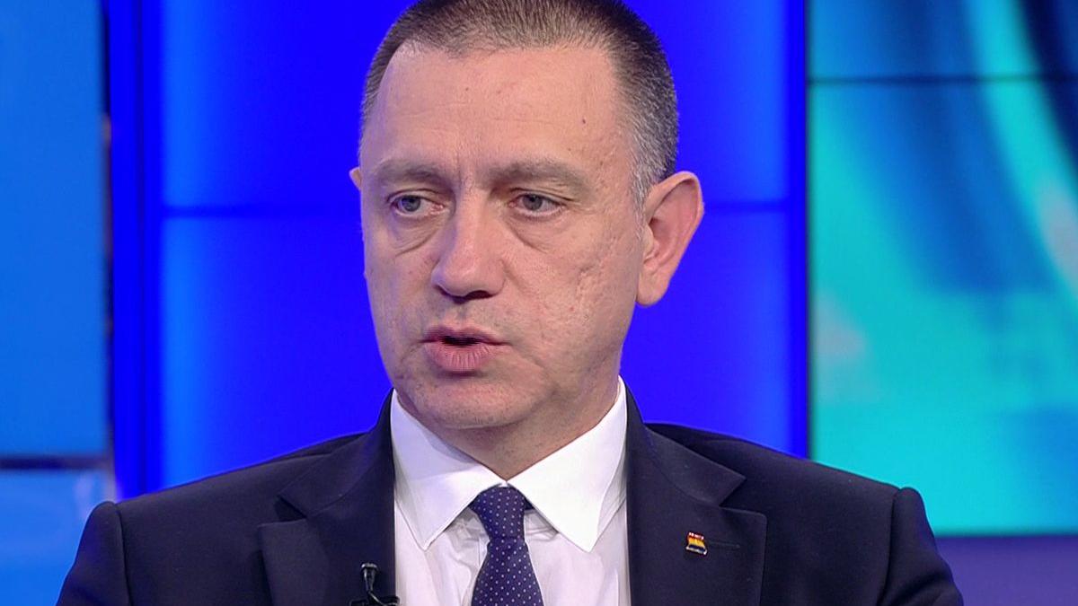 Mihai Fifor: „Mulțumesc tuturor cetăţenilor care astăzi au participat la proteste într-un mod atât de civilizat şi de paşnic”