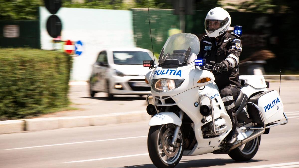 Polițiștii cu funcții de conducere ar putea avea mandate de patru ani. Anunțul făcut de MAI