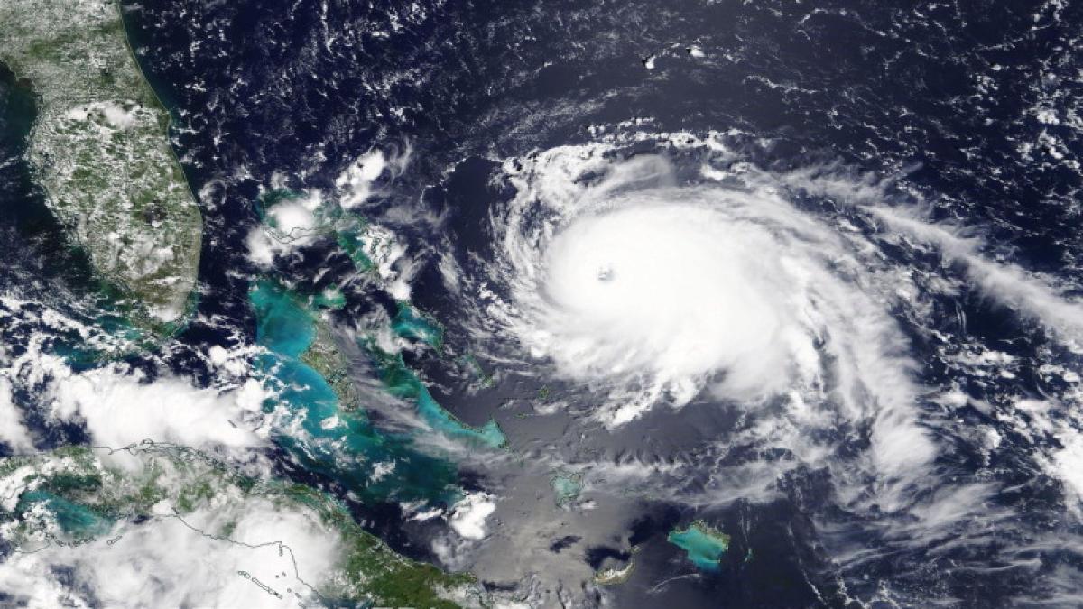 Anunț de ultimă oră de la meteorologi! Uraganul Dorian, cel care a devastat Bahamasul şi a lovit sudul Statelor Unite, se îndreaptă spre Europa