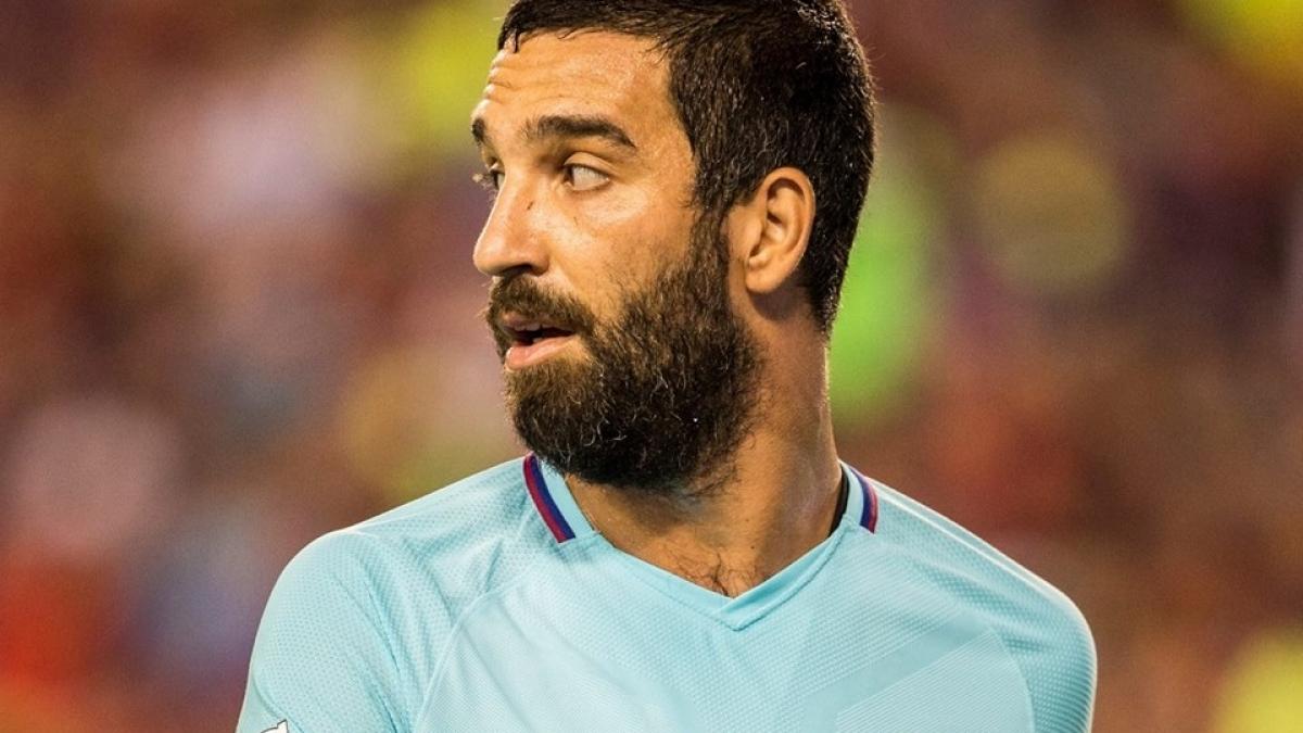 Fotbalistul Arda Turan, condamnat la doi ani și opt luni de închisoare cu suspendare