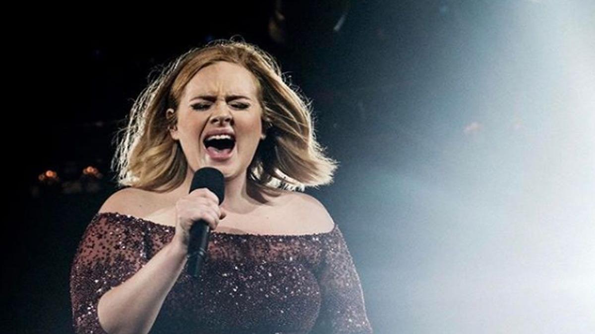 Adele divorțează! Cum s-a aflat vestea care a șocat fanii vedetei 