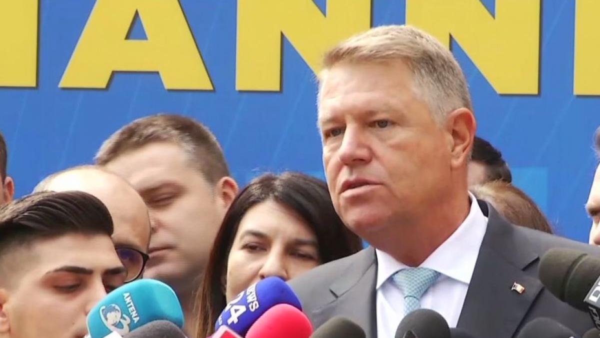 Klaus Iohannis: ''După ce trece moţiunea, discutăm altfel!''