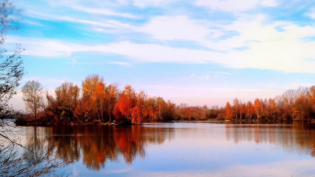 Vreme deosebit de caldă. PROGNOZA METEO până joi