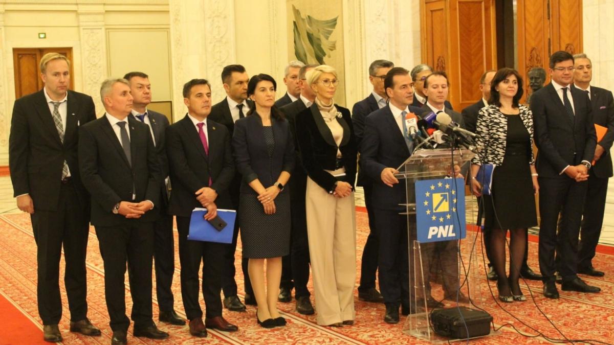 Ludovic Orban, după ce a depus lista Guvernului la Parlament: Este nevoie de instalarea guvernului cât mai rapid pentru a nu pierde sute de milioane de euro