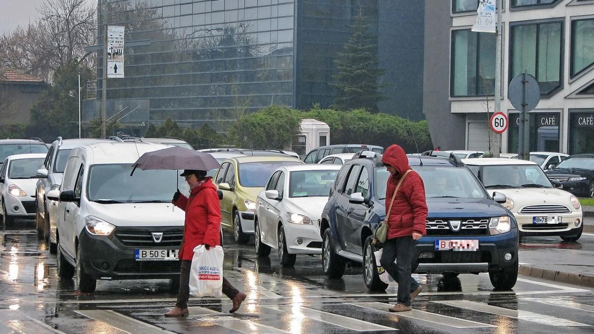 Tragedie în Argeș. O femeie a fost spulberată de o mașină chiar pe trecerea de pietoni